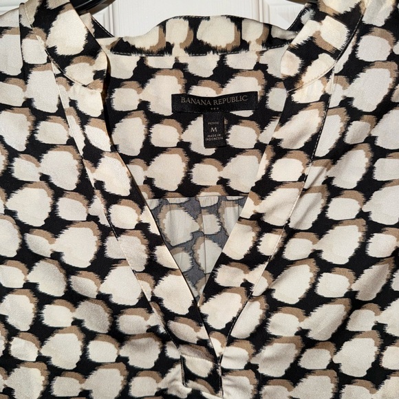 Banana Republic Printed Blouse - Picture 3 of 4